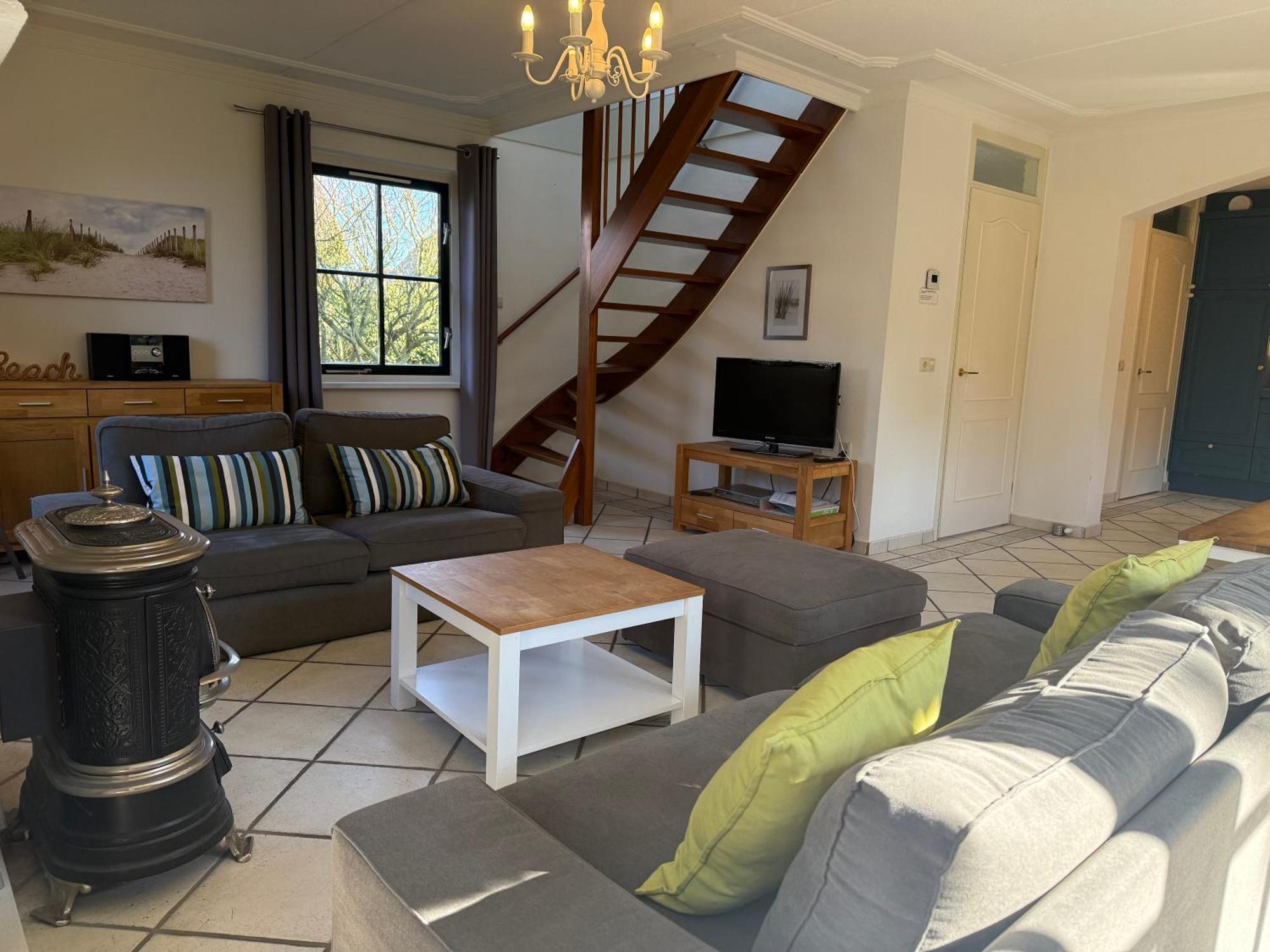 Buitenplaats Villa Deluxe كالانتسوج المظهر الخارجي الصورة